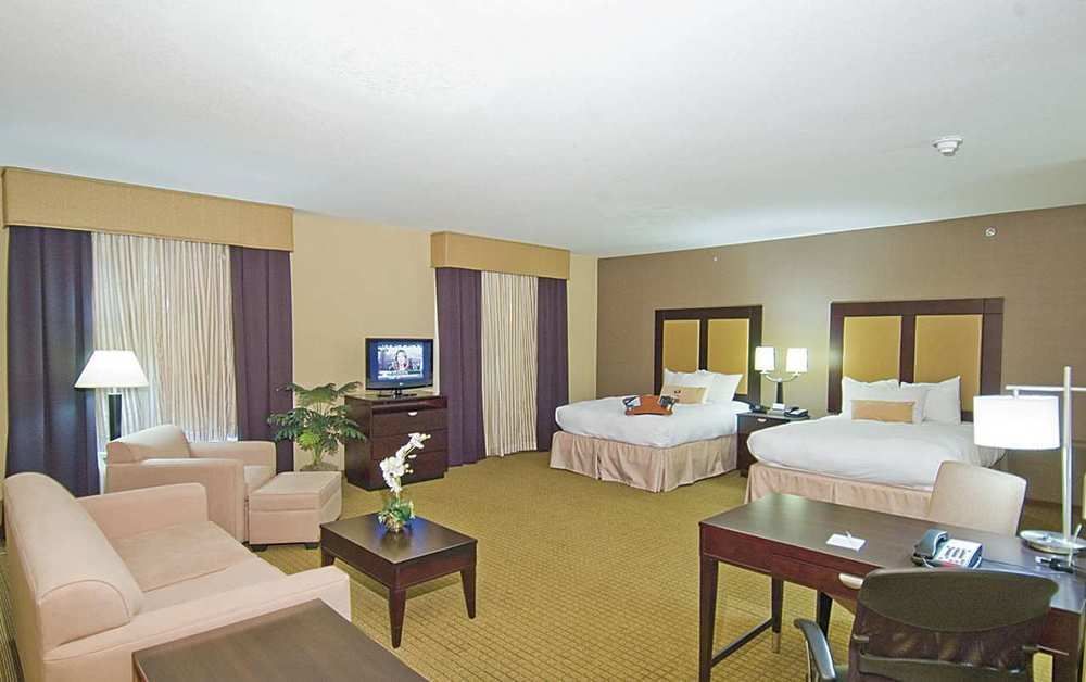 Hampton Inn & Suites Roseville Exterior foto